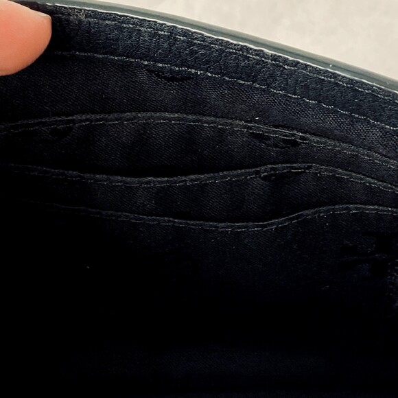 TORY BURCH Mercer Adjustable Shoulder Bag Black Pebbled Leather Gold Hardware - Picture 11 of 16